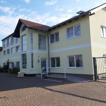 Privatunterkunft Pflegehotel Neustrelitz